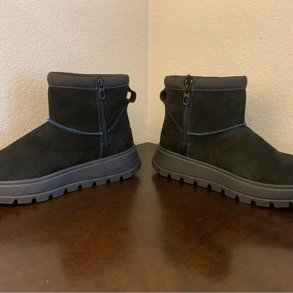 UGG Koolaburra - Wedge Black Blue Suede Ankle Boots Women's Size 10